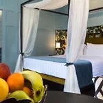Stendhal Luxury