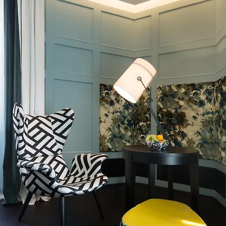 מלון Stendhal Luxury