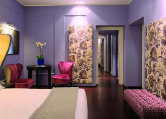 Hotel Stendhal Luxury Suites