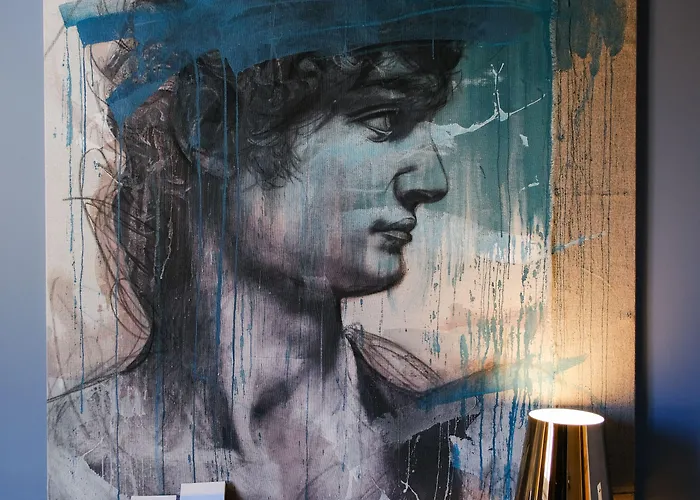 Stendhal Luxury Suites Hotel 4*