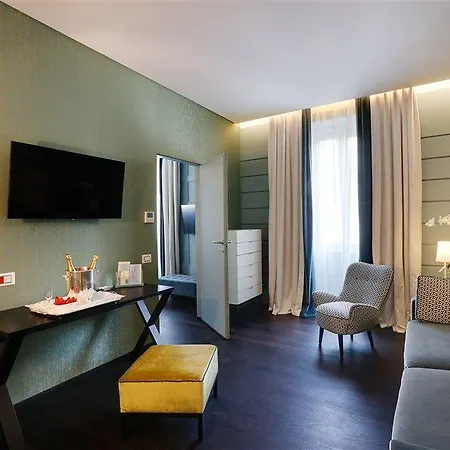 Stendhal Luxury Rom