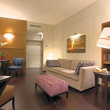 Stendhal Luxury