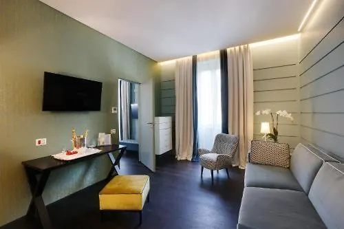Stendhal Luxury 4* Roma