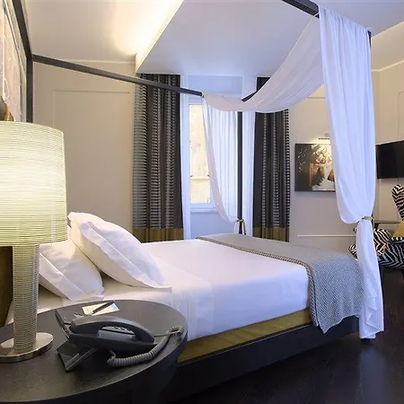 Hotel Stendhal Luxury Suites 4*
