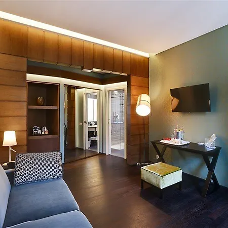 Stendhal Luxury Suites 4* Rome