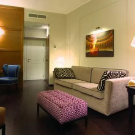 Stendhal Luxury Suites Hotel