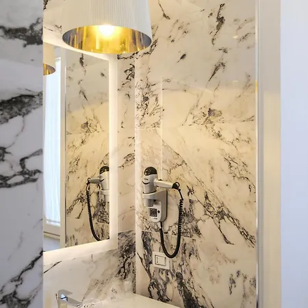 Stendhal Luxury Suites 4* Rome