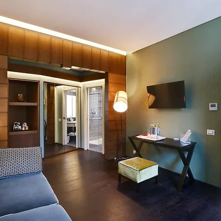 Stendhal Luxury Suites Hotel