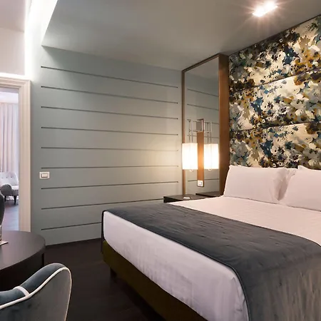 Stendhal Luxury Suites Hotel