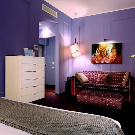 Hotel Stendhal Luxury Suites 4*