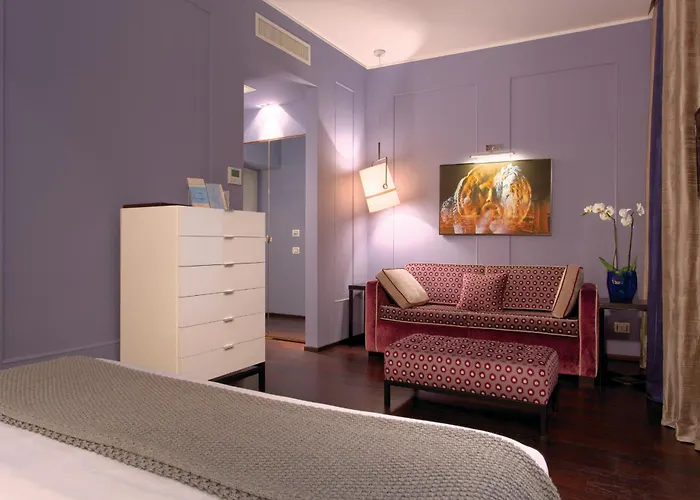 Hotel Stendhal Luxury Suites 4*